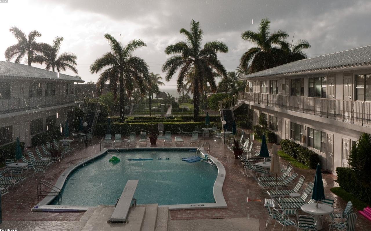 Southwest Florida style courtyard pool scene